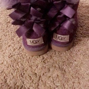 Lightly used kids ugg boats size 10